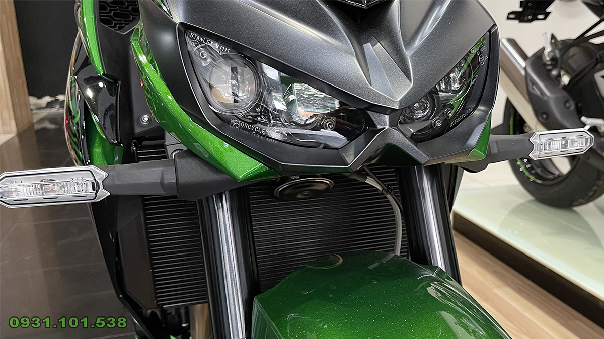 Đầu đèn pha Kawasaki Z1000R 2022